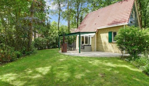 Three-Bedroom Holiday Home 