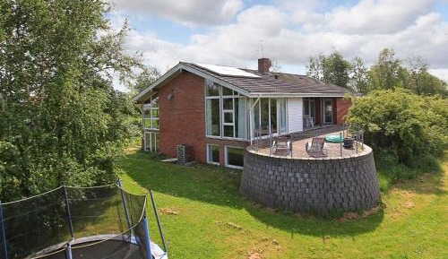 Five-Bedroom Holiday Home