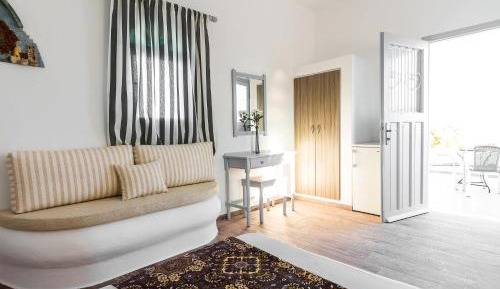 Superior Triple Room with Sea View