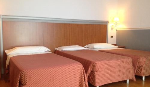 Basic Triple Room