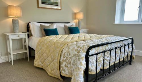 King Room with Garden View