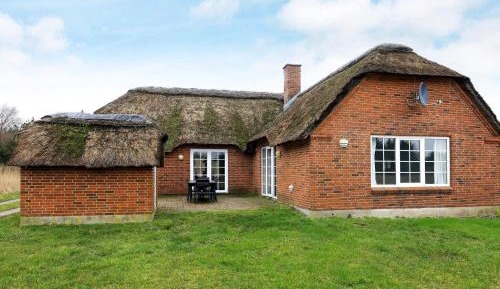 Four-Bedroom Holiday Home