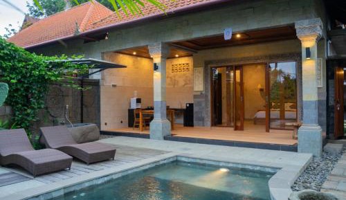 Double Room with Pool View