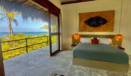 Queen Suite with Sea View