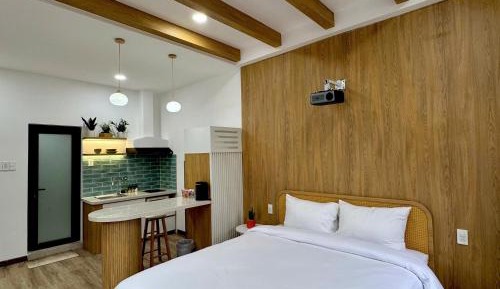 Deluxe King Suite