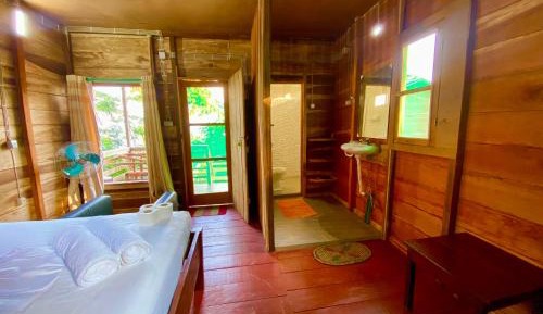 Double Room with Balcony (2 Adults + 1 Child)