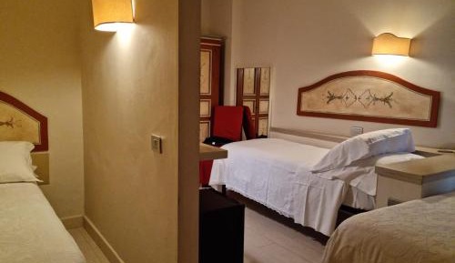 Triple Room with Private Bathroom