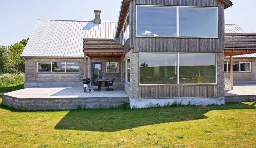 Three-Bedroom Vacation Home 