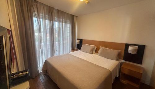 Deluxe Studio