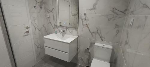Twin Room with Shared Bathroom