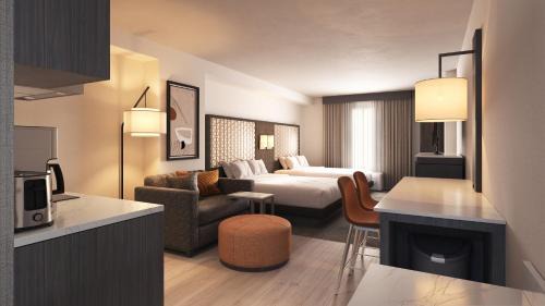 Den Queen Room with Two Queen Beds and Roll-In Shower - Sofa Bed/Mobility Accessible