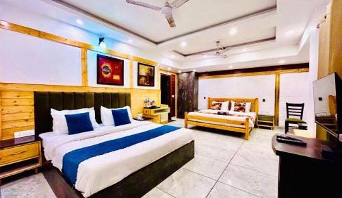 Deluxe Family Suite