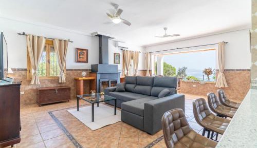 Four-Bedroom Holiday Home