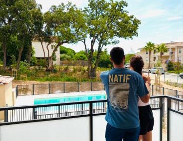One-Bedroom Apartment with Pool View