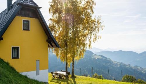 Three-Bedroom Vacation Home 