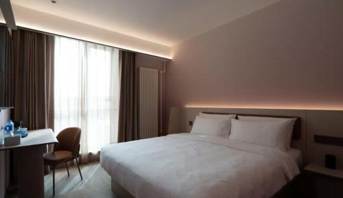 Superior Queen Room