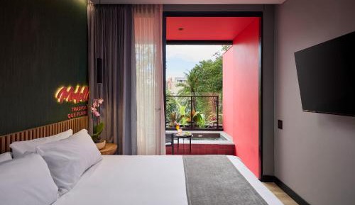 Deluxe Double Room with Bath