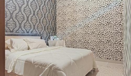 Room #1475057102