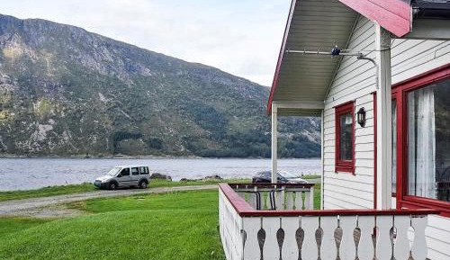 Three-Bedroom Holiday Home 