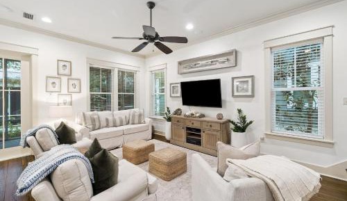 Four-Bedroom Holiday Home