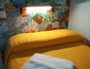 Single Room with Private Bathroom