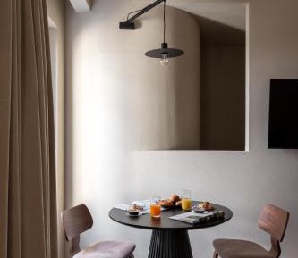 Deluxe Family Suite