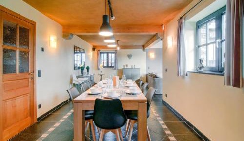 Four-Bedroom Holiday Home