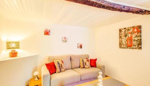 One-Bedroom Holiday Home