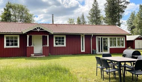 Two-Bedroom Holiday Home