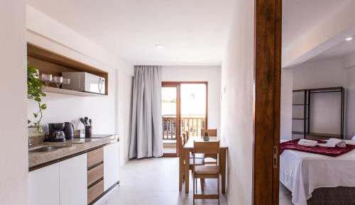 Two-Bedroom Deluxe Apartment with Ocean View