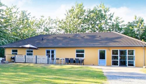 Six-Bedroom Holiday Home