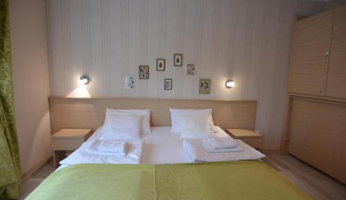 Double or Twin Room with Extra Bed