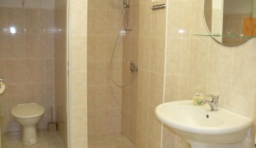 Quadruple Room with Private Bathroom