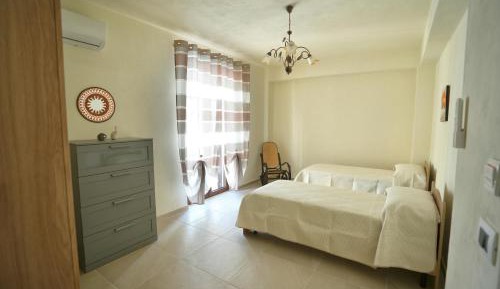Room #1473428403