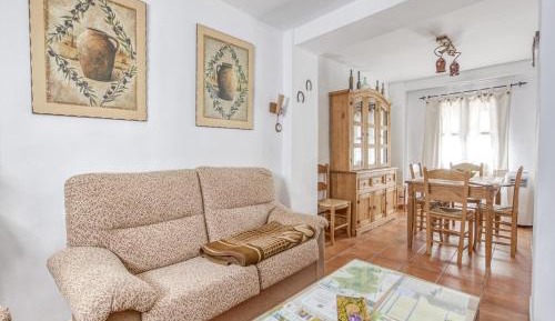 Five-Bedroom Holiday Home