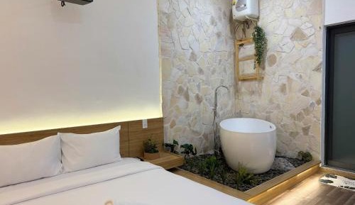 Superior King Suite