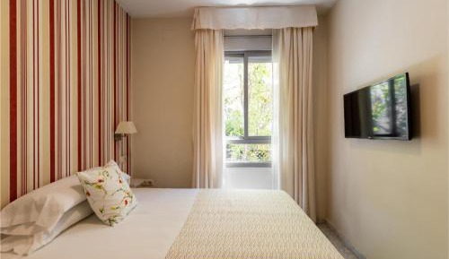 Single Room (Ground Floor)