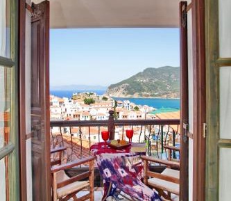 Classic Double Room with Balcony