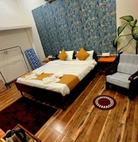 Two-Bedroom Apartment with Balcony
