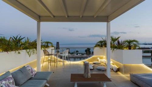Apartment with Sea View