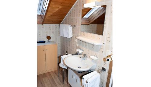 Superior One-Bedroom Apartment with Balcony