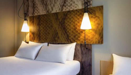 Superior Room with Double Bed and Sofa