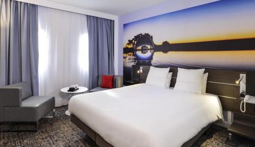 Superior double Room with one double bed or two single beds 