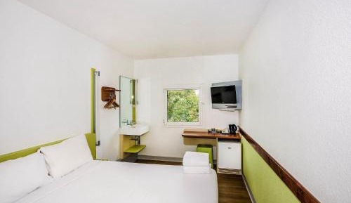 Standard King Room