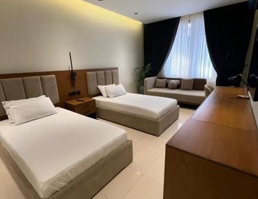 Deluxe Double or Twin Room with City View