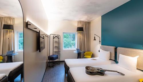 Twin Room - Non-Smoking