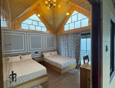 Double Room with Mountain View