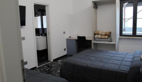 Triple Room with Private Bathroom