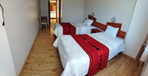 Twin Room with Private Bathroom