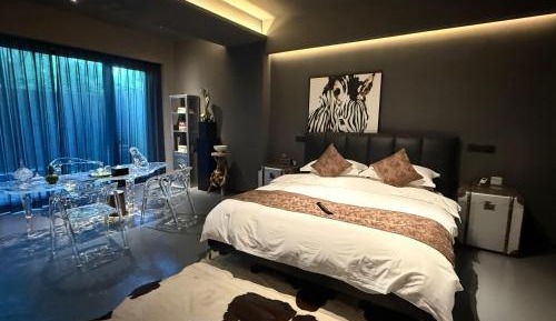 Double Room with Mountain View